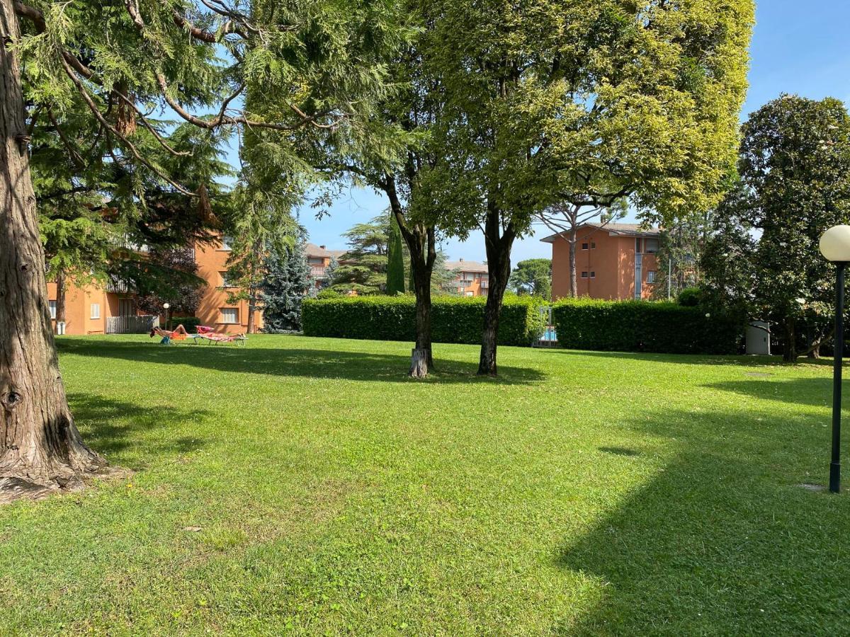 Residenza Cappuccini Aparthotel Peschiera del Garda Exterior photo